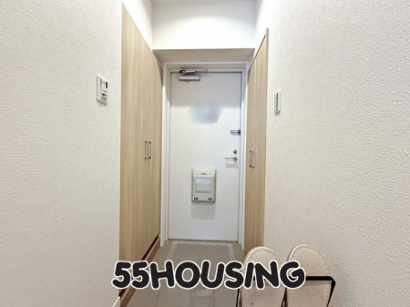ց@-