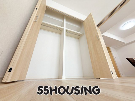 [@-