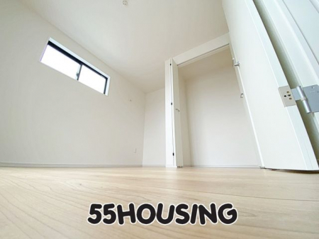 [@-