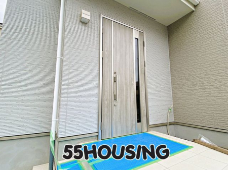 ց@-