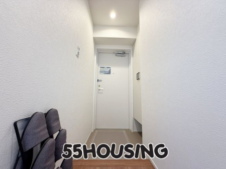 ց@-