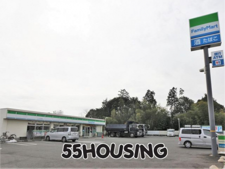 ���ӊ��@�t�@�~���[�}�[�g�������ܑ�a�c�X �k��4���B 310m