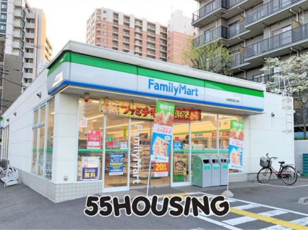 ���ӊ��@�t�@�~���[�}�[�g�^��w�����X �k��4���B 280m