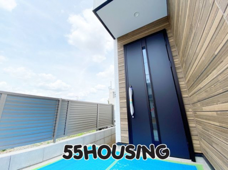���ց@-