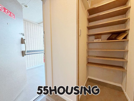 ���ց@-