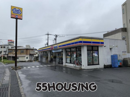 ���ӊ��@�~�j�X�g�b�v�Y�a�؍�X �k��5���B 350m