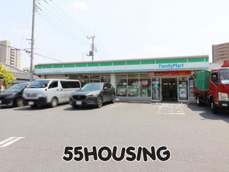 ���ӊ��@�t�@�~���[�}�[�g�������܏��e�꒚�ړX �k��7���B 550m