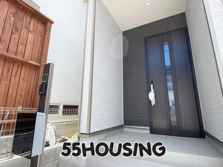 ���ց@-