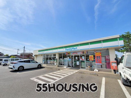 ���ӊ��@�t�@�~���[�}�[�g����̉ƍH�ƒc�n�X �k��10���B 750m