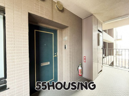 ���ց@-