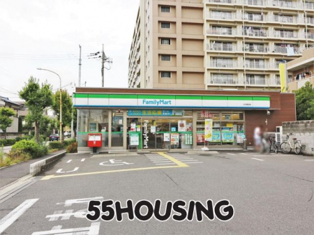 ���ӊ��@�t�@�~���[�}�[�g��������X �k��2���B 140m
