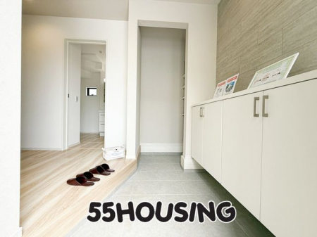 ���ց@-