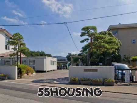 ���ӊ��@����s���쒆�w�Z �k��3���B 240m