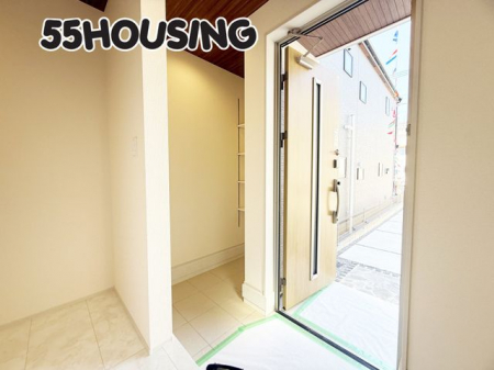 ���ց@-