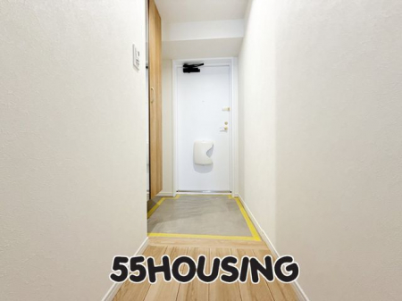 ���ց@-