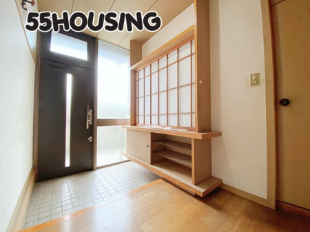 ���ց@-