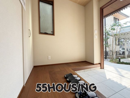 ���ց@-