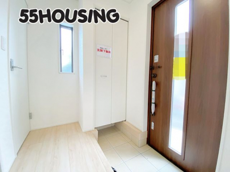 ���ց@-
