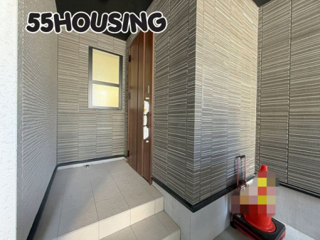 ���ց@-