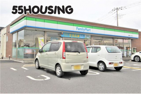 ���ӊ��@�t�@�~���[�}�[�g��Γ����꒚�ړX �k��7���B 530m