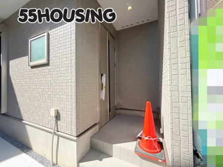 ���ց@-